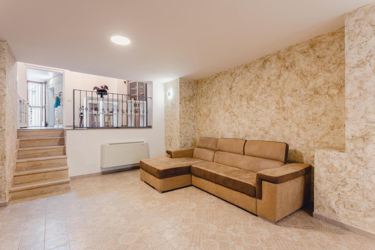 Convivo Apartment Palazzo Galateo Lecce Exterior foto